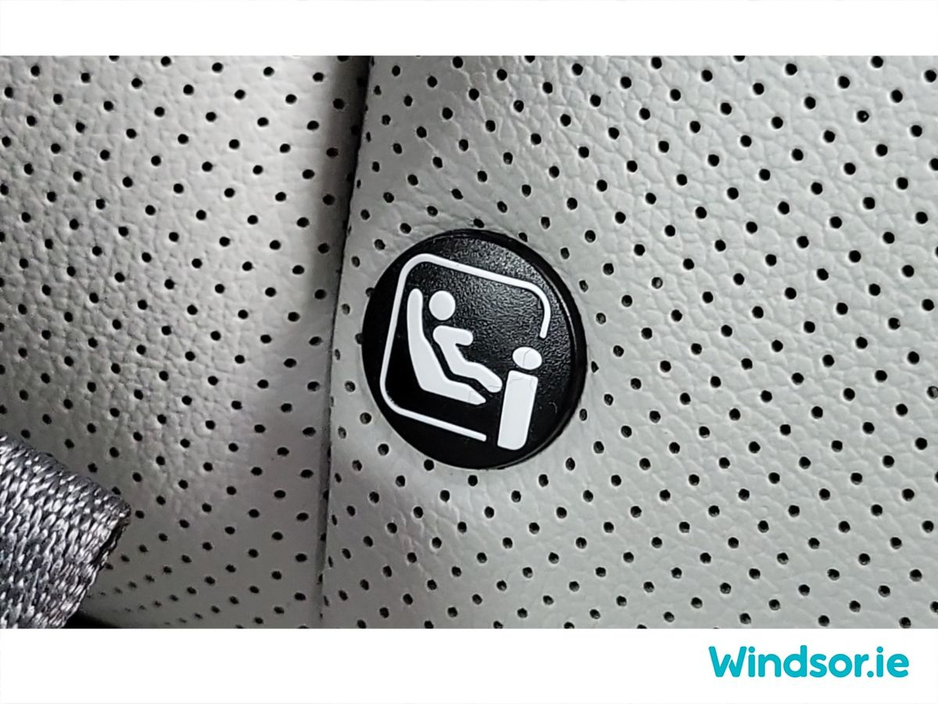 2025 Hyundai Ioniq 5 - image 17