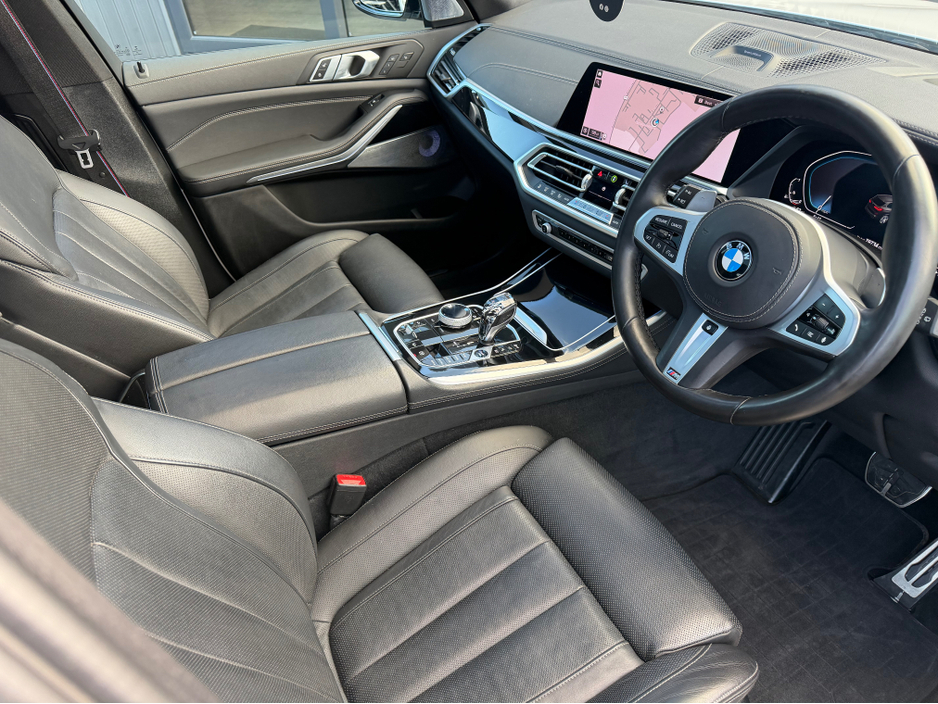 2021 BMW X5 - image 21