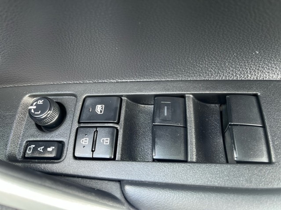 2024 Toyota Corolla Cross CROSS SOL 1.8