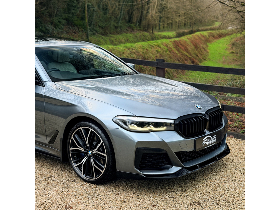 2021 BMW 5 Series 2021 (211) BMW 530E MSPORT LCI PRO *SUNROOF €35,999