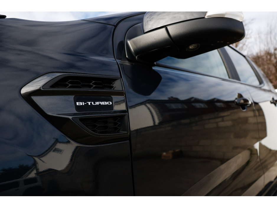 2021 Toyota Yaris - image 12