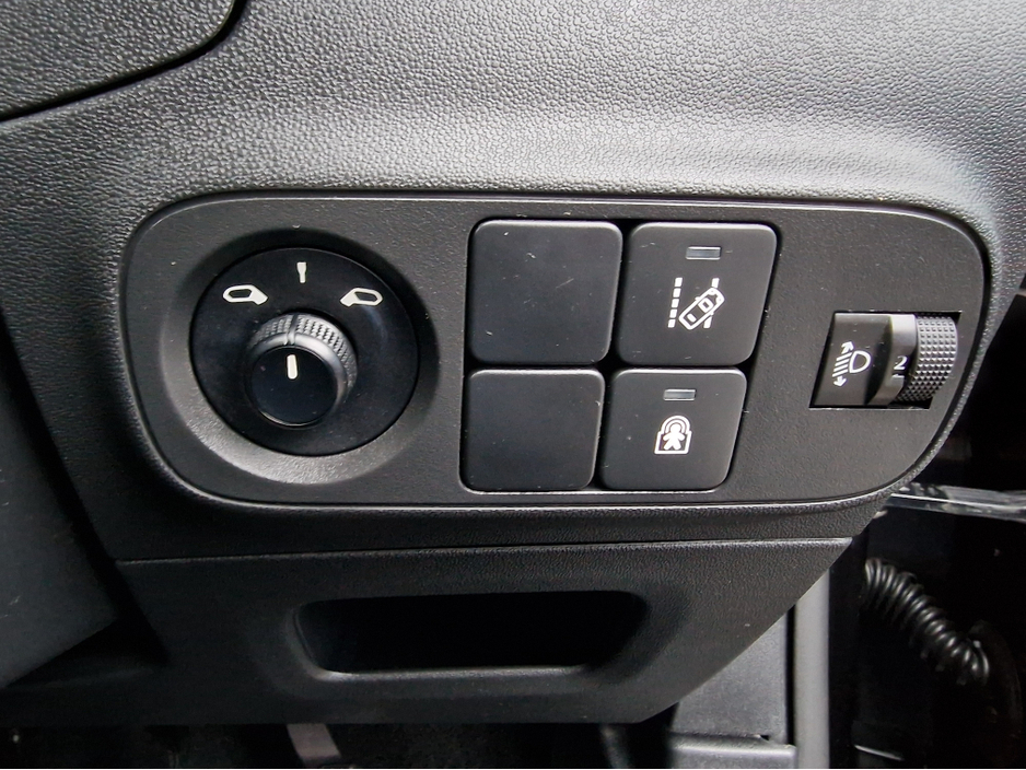 2017 Citroen C3 FLAIR PURETECH **LOW MILAGE** €9,950