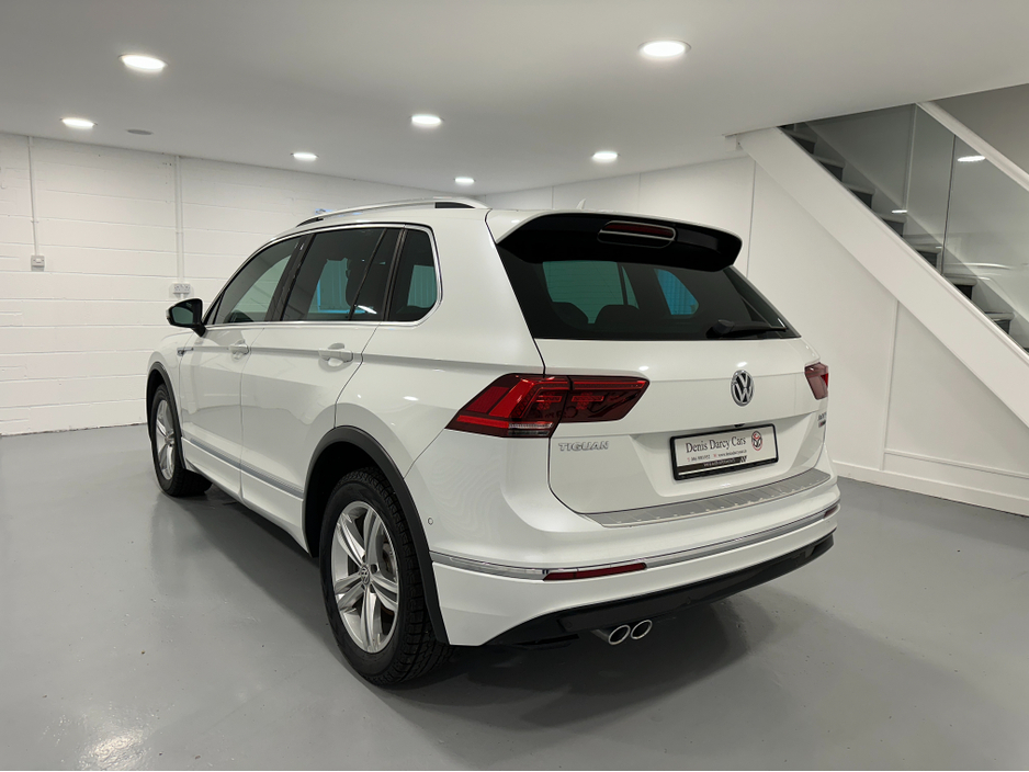 2019 Volkswagen Tiguan (191) TIGUAN 2.0TID R LINE DSG 4 MOTION LOW KMS VW/AUDI SPECIALISTS WWW.DENISDARCYCARS.IE €31,950