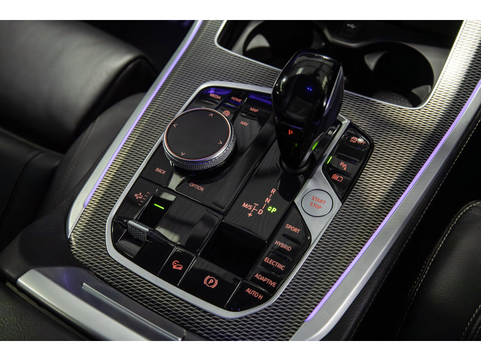 2021 BMW X5 - image 23