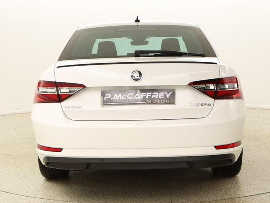 2019 Skoda Superb  €16,950