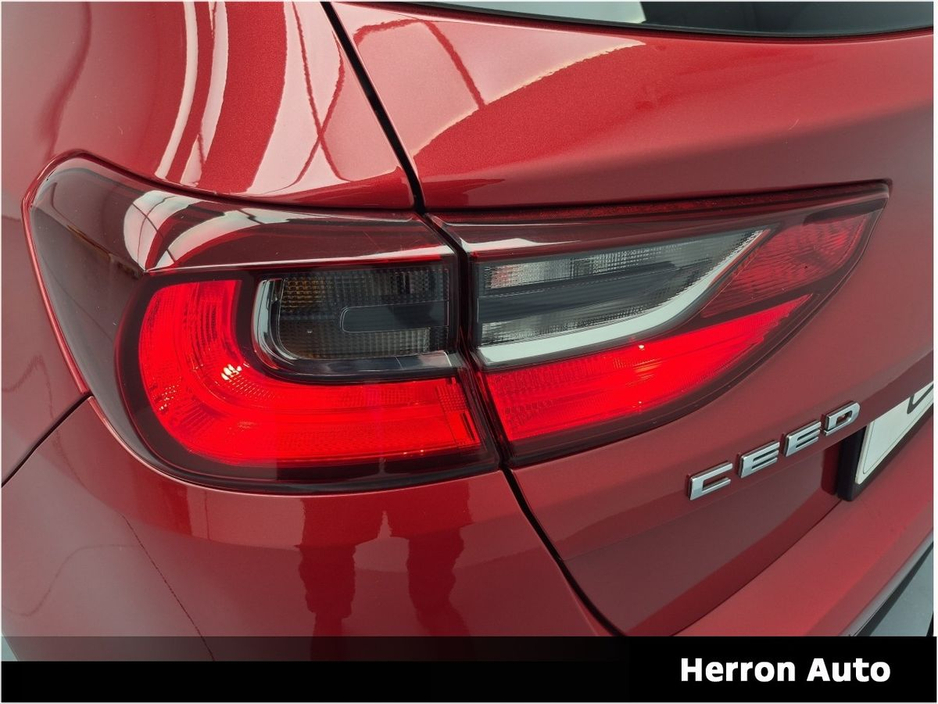 2019 Kia Ceed - image 20