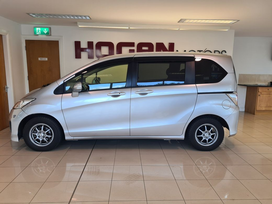 2016 Honda Freed 6 Seat 5DR Automatic €14,950