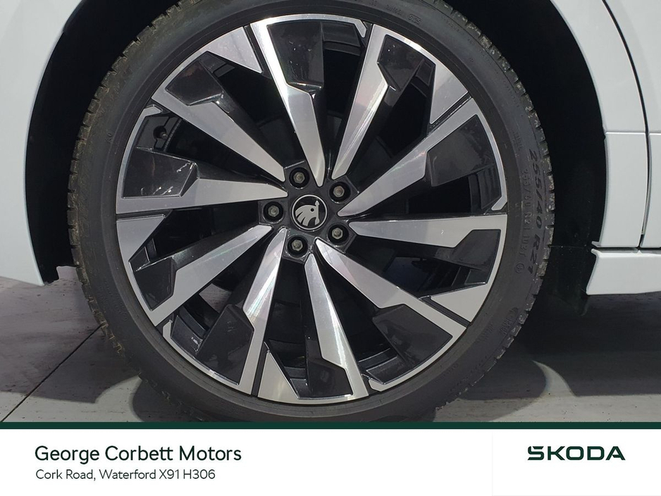 2026 Skoda Enyaq - image 9