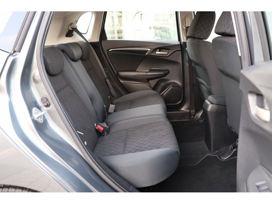 2018 Honda Jazz - image 13