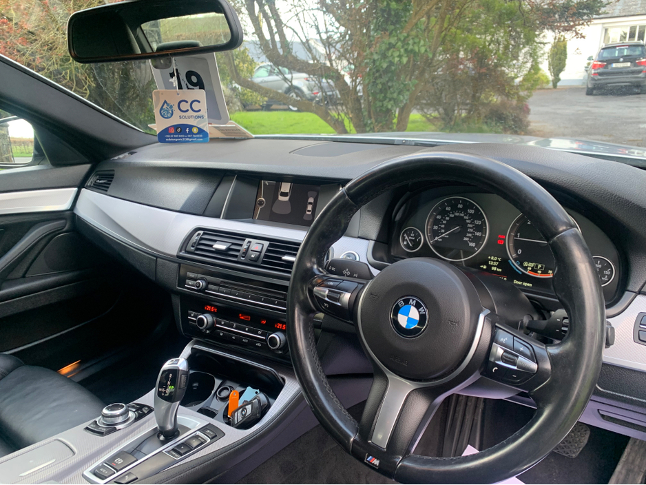 2013 BMW 5 Series - image 10