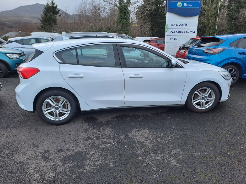 2019 Ford Focus ZETEC 1.5 TDCI 125PS 6SPEED 5DR 4 €17,950