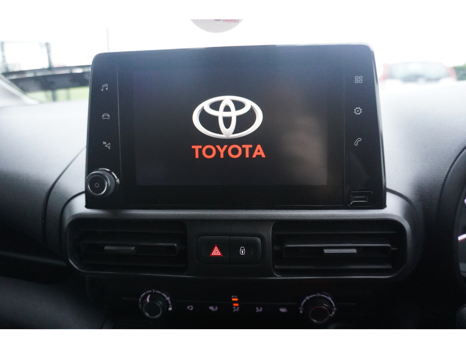 2023 Toyota Proace CITY 1.5 GX SWB 650KG 3