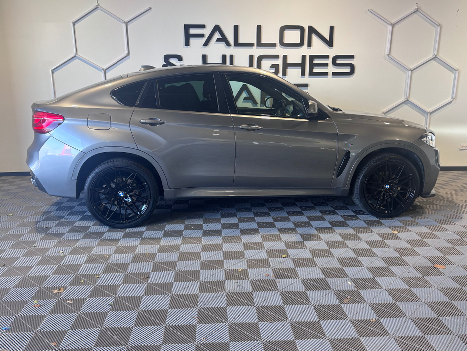 2017 BMW X6 - image 4