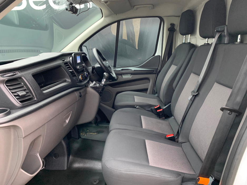 2021 Ford Transit Custom 2.0 TDCI 105 PS SWB // PRICE EXCL. VAT // ONE OWNER // GREAT CONDITION // 06/26 CVRT // €12,154