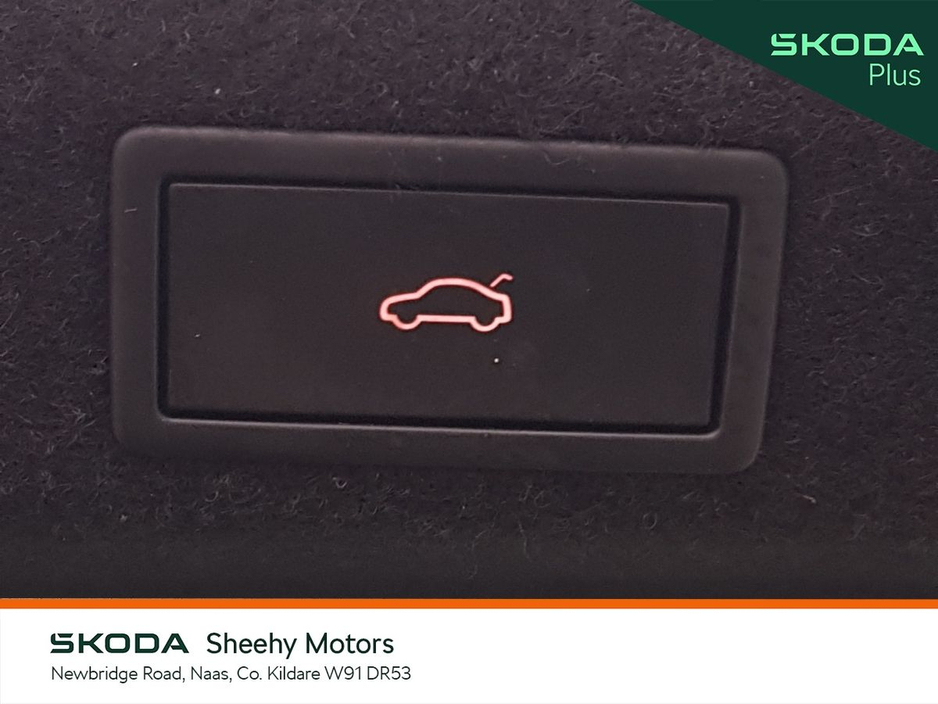 2024 Skoda Octavia OCTAVIA RS 2.0TDI 200HP DSG €45,950