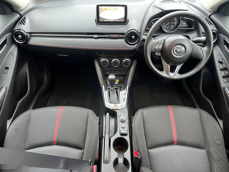 2016 Mazda Demio 1.3 SKYACTIV // HEATED SEATS // HEADS-UP DISPLAY // SERVICE HISTORY // BLUETOOTH MUSIC €10,900