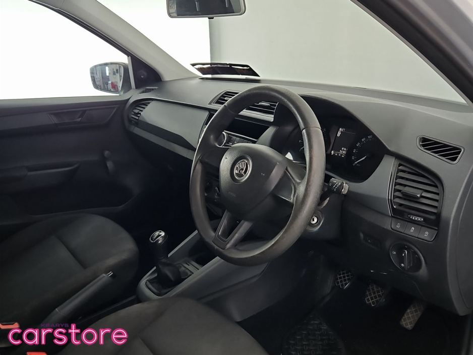 2016 Skoda Fabia - image 9