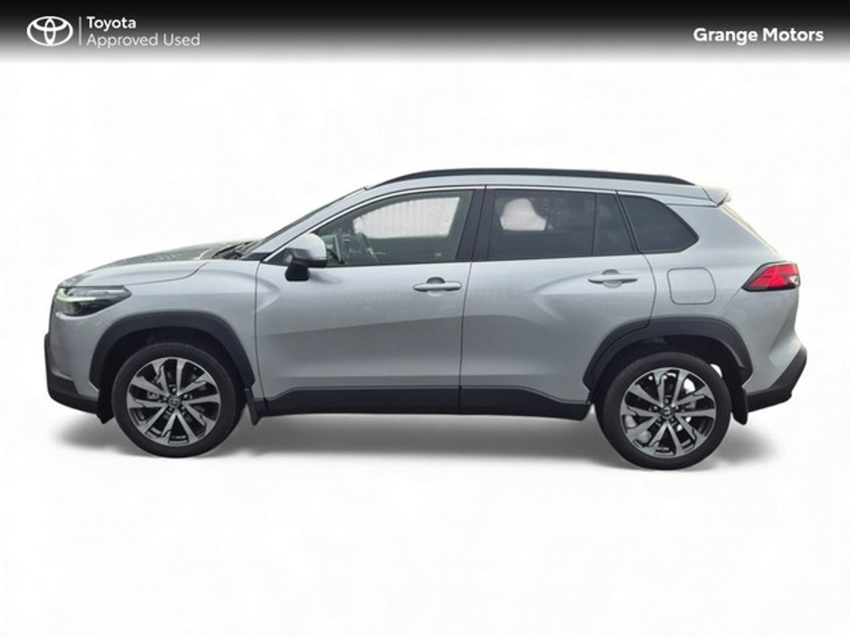 2025 Toyota Corolla Cross - image 11