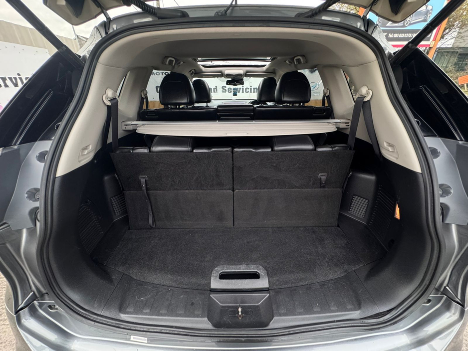 2017 Nissan X-Trail - image 23