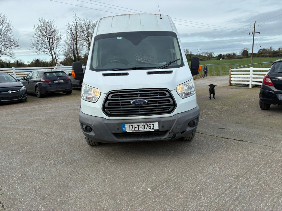2017 Ford Transit - image 3