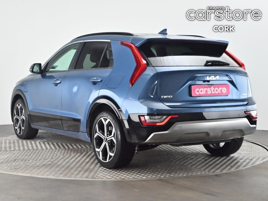 2023 Kia Niro - image 3