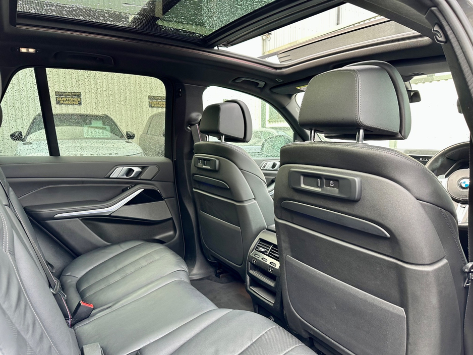 2021 BMW X5 - image 20