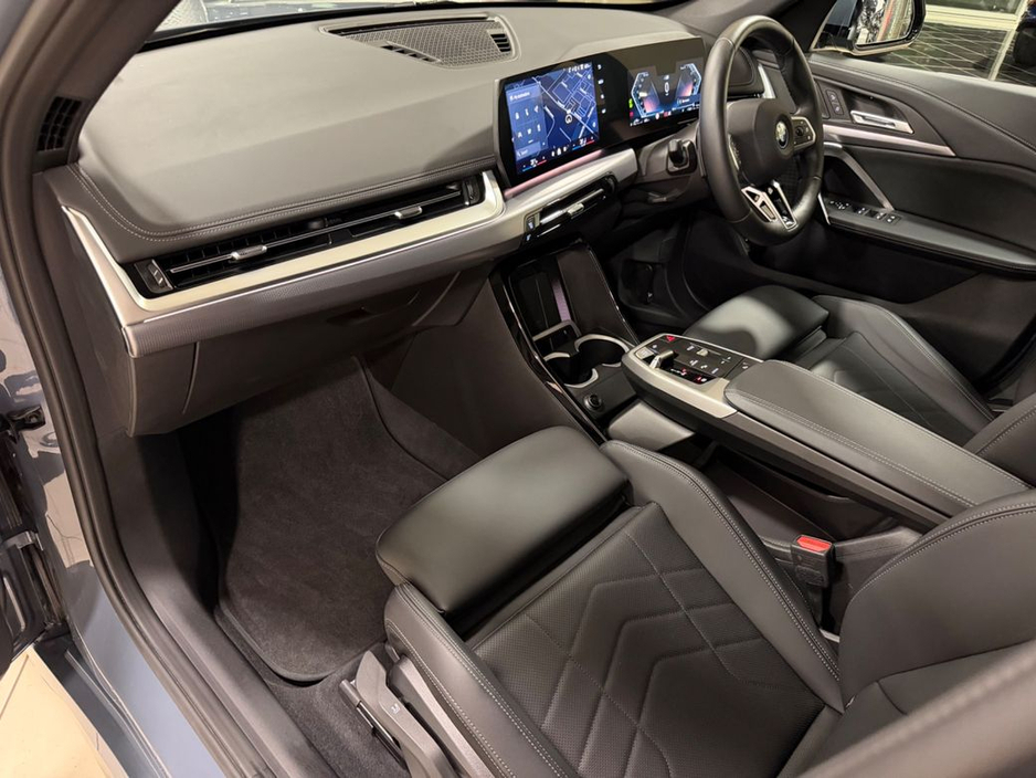 2025 BMW X1 - image 20