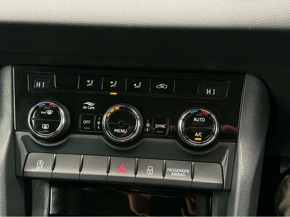 2023 Skoda Karoq - image 18