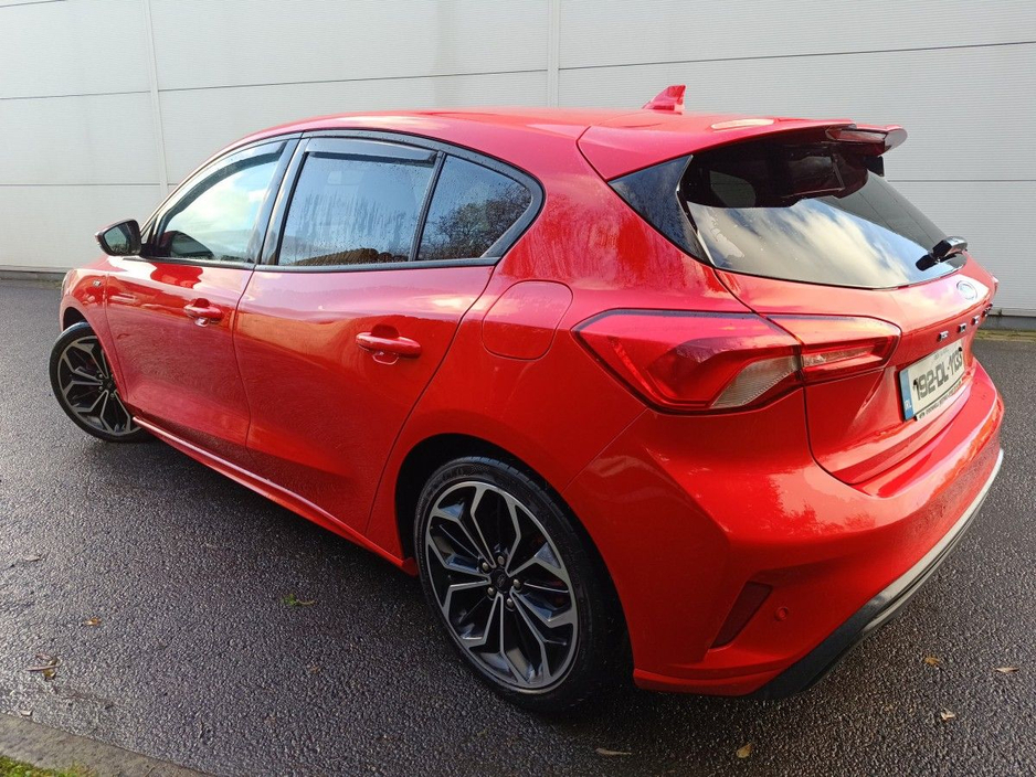 2019 Ford Focus 1.5 TDCi 120PS ST-Line M6F 19" ST Alloys €18,995