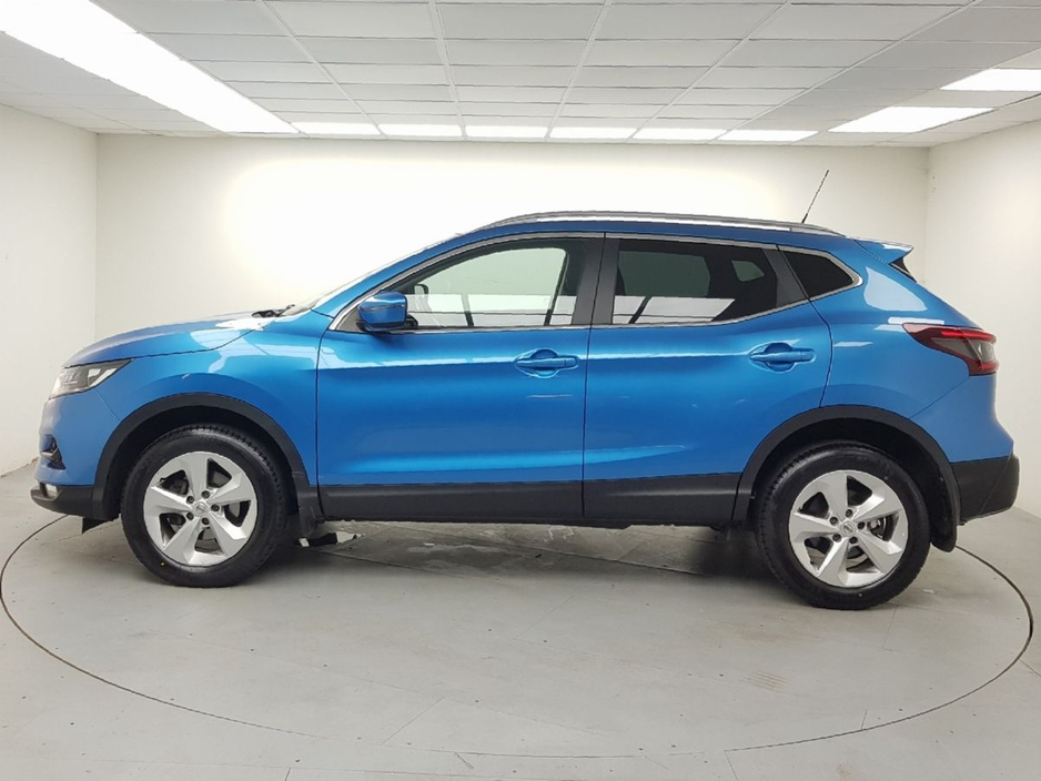 2021 Nissan Qashqai - image 5