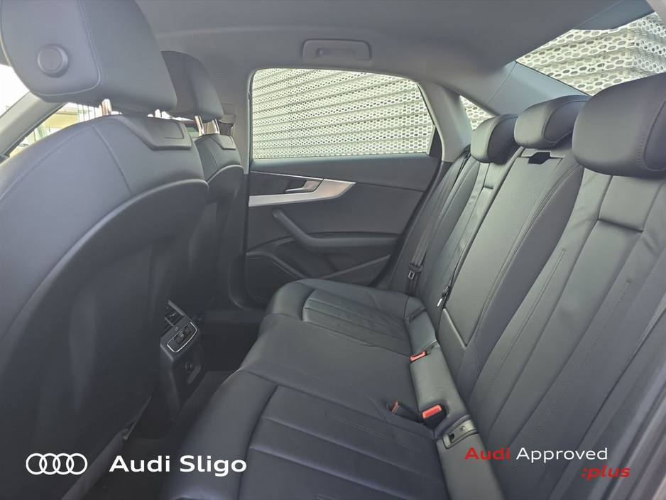 2020 Audi A4 - image 13