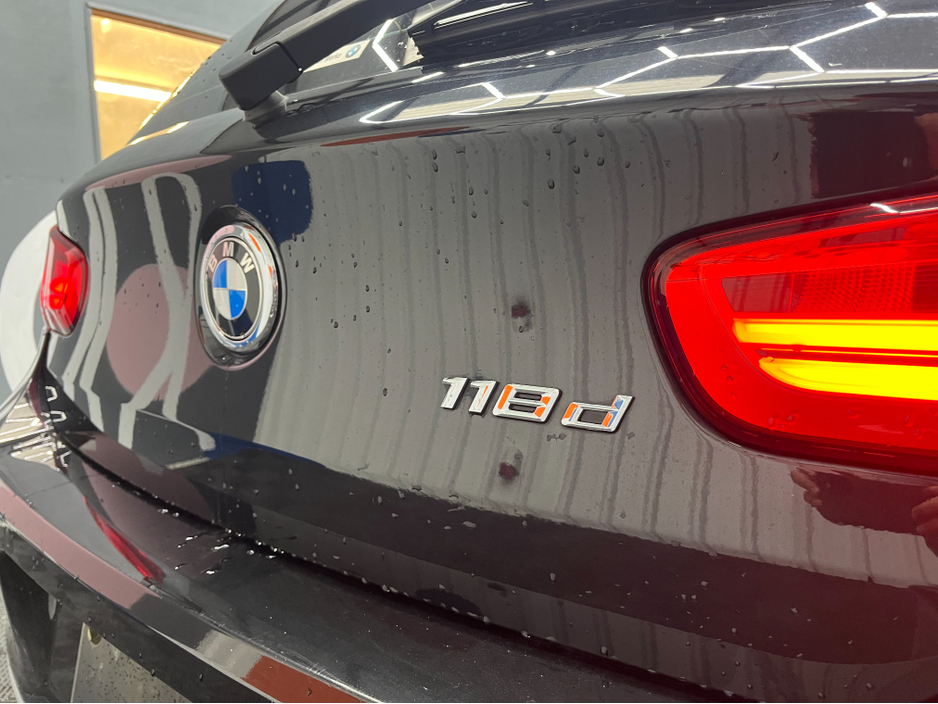 2016 BMW 1 Series - image 7