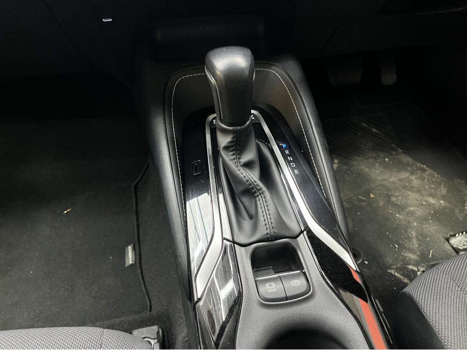 2024 Toyota Corolla - image 16