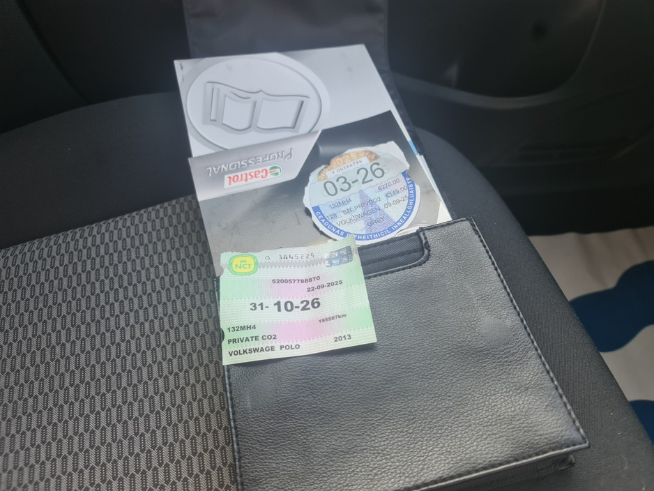 2013 Volkswagen Polo - image 14