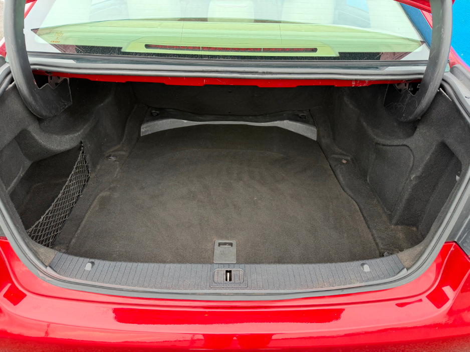 2015 Mercedes-Benz E Class - image 13