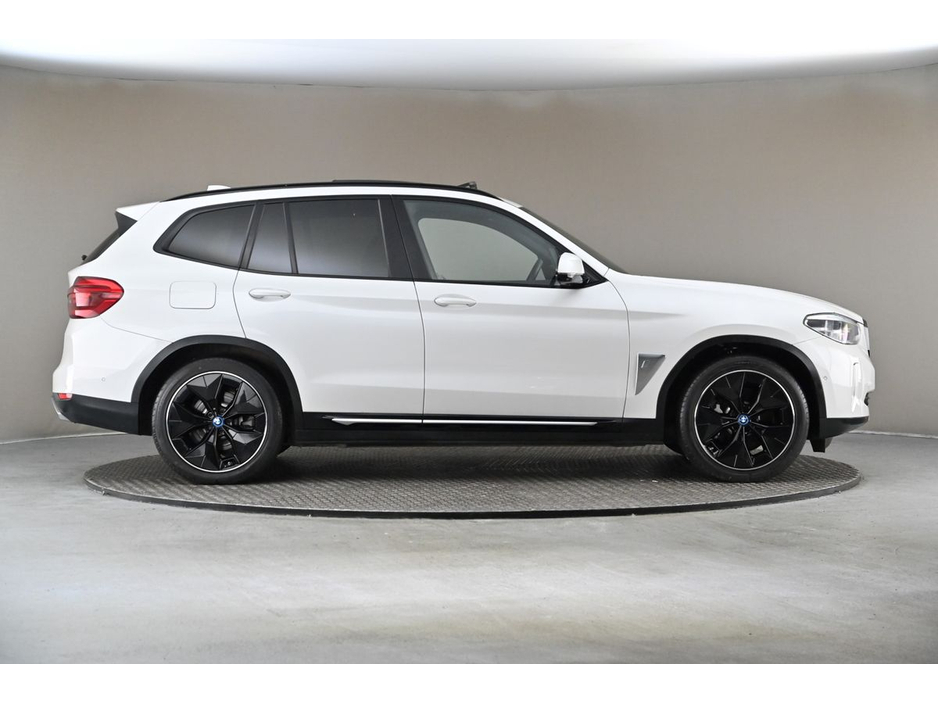 2022 BMW iX3 PREMIER EDITION PRO 80KWH 286BHP *EL. PANORAMIC ROOF*HUP*20"ALLOYS* €37,890