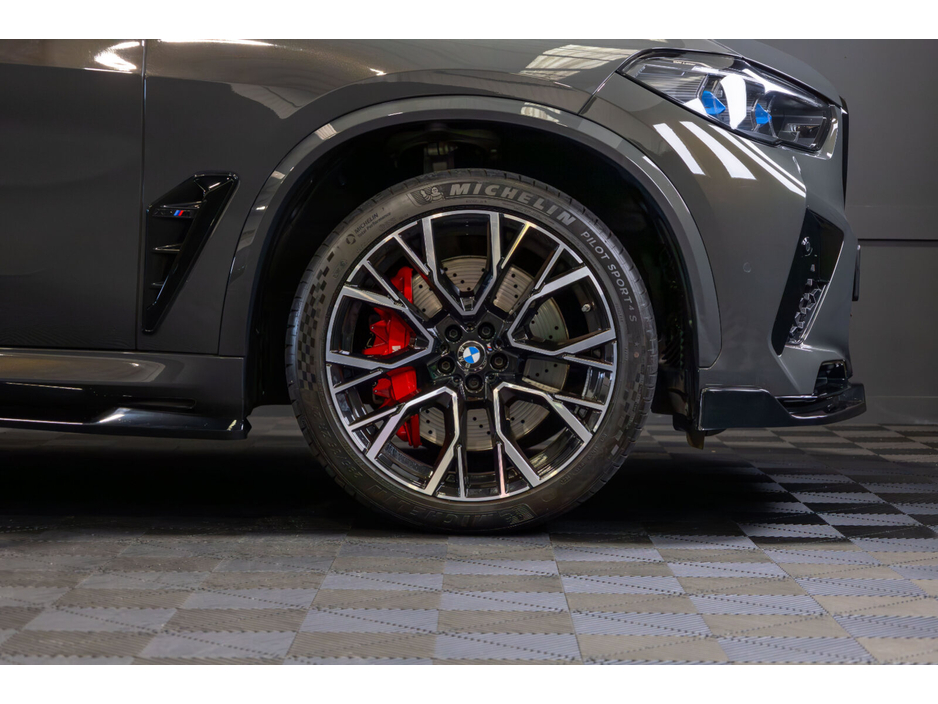2023 BMW X5 M Competition €129,950