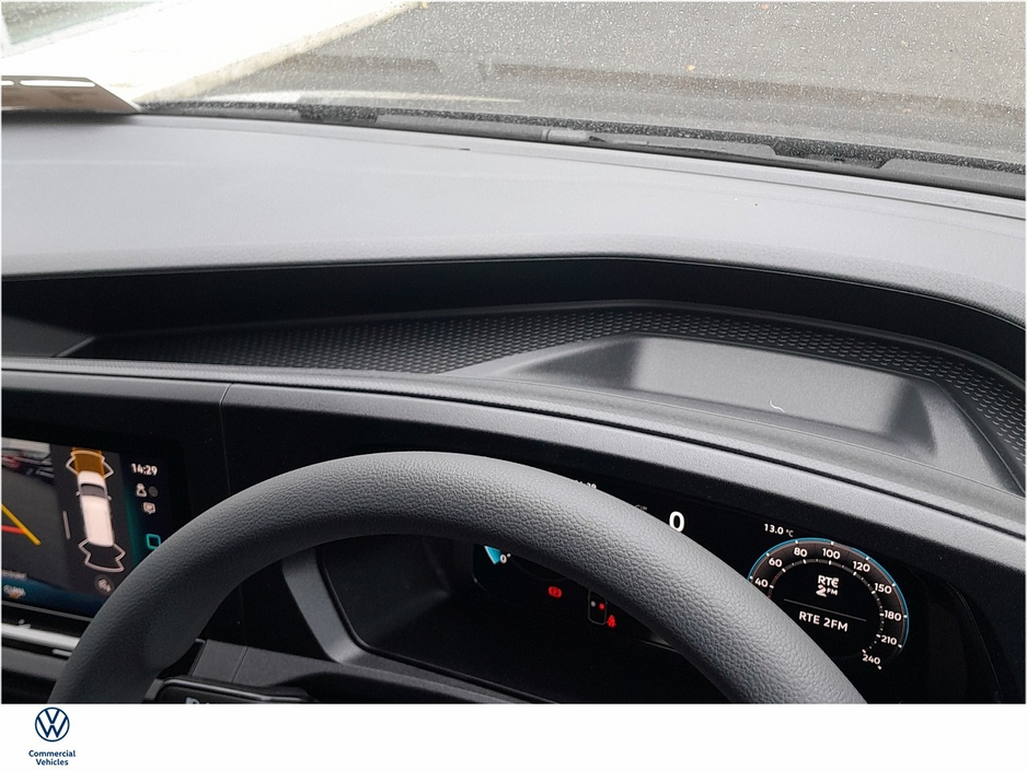 2025 Volkswagen Caddy - image 29