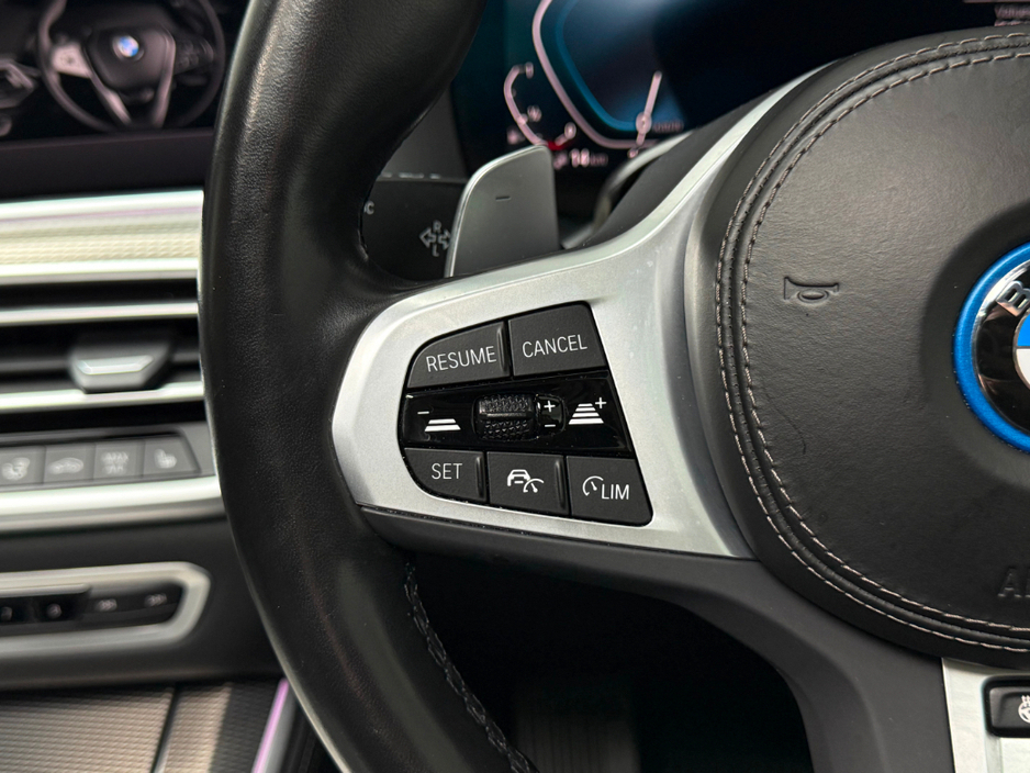 2023 BMW X5 - image 23