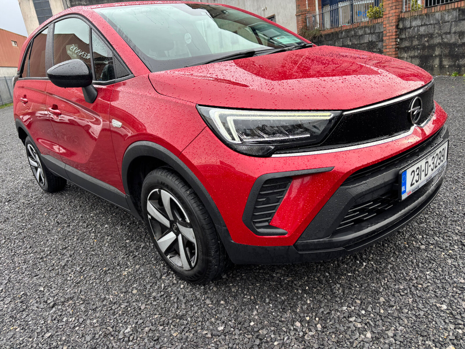2023 Opel Crossland X  €15,000