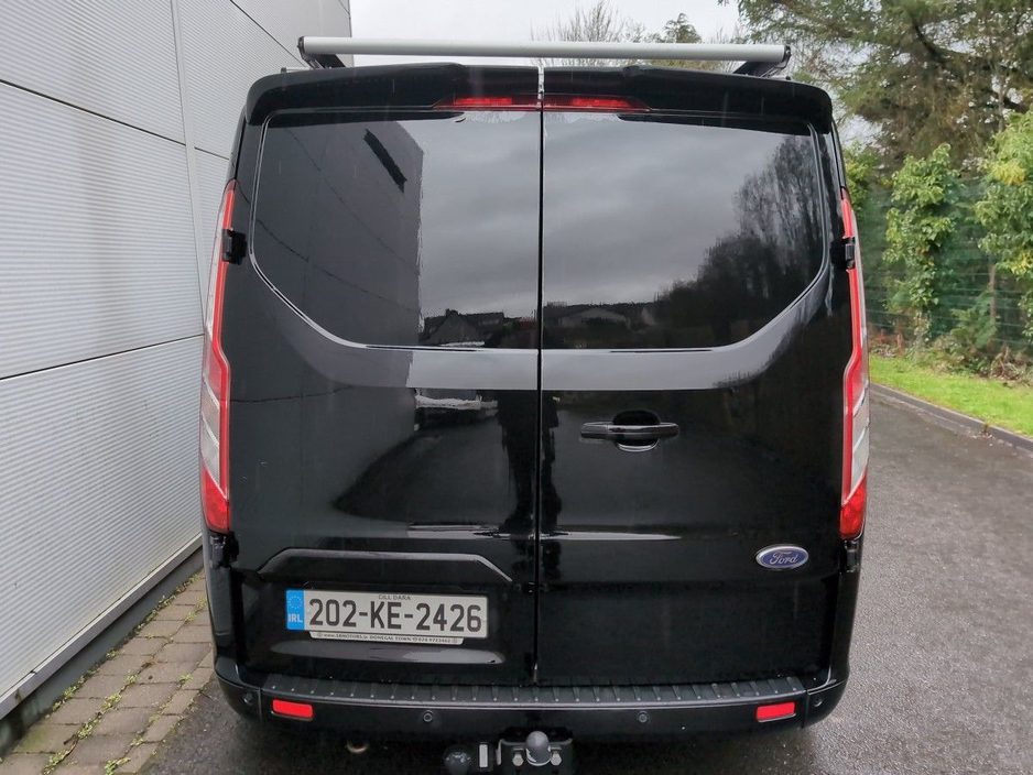 2020 Ford Transit Custom - image 7