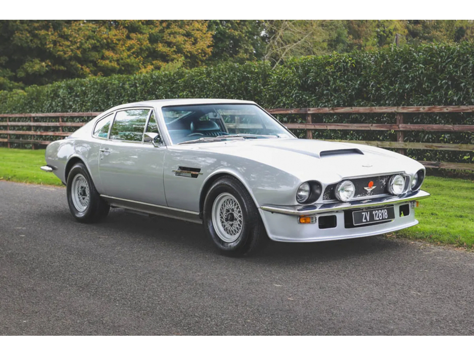 1977 Aston Martin V8 - image 6
