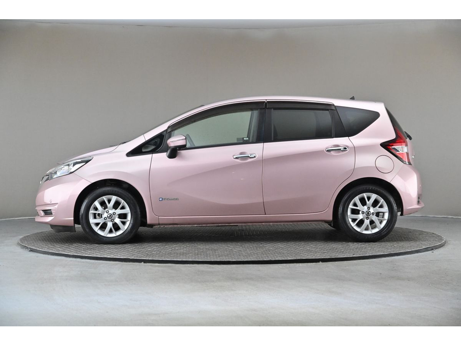 2019 Nissan Note - image 5