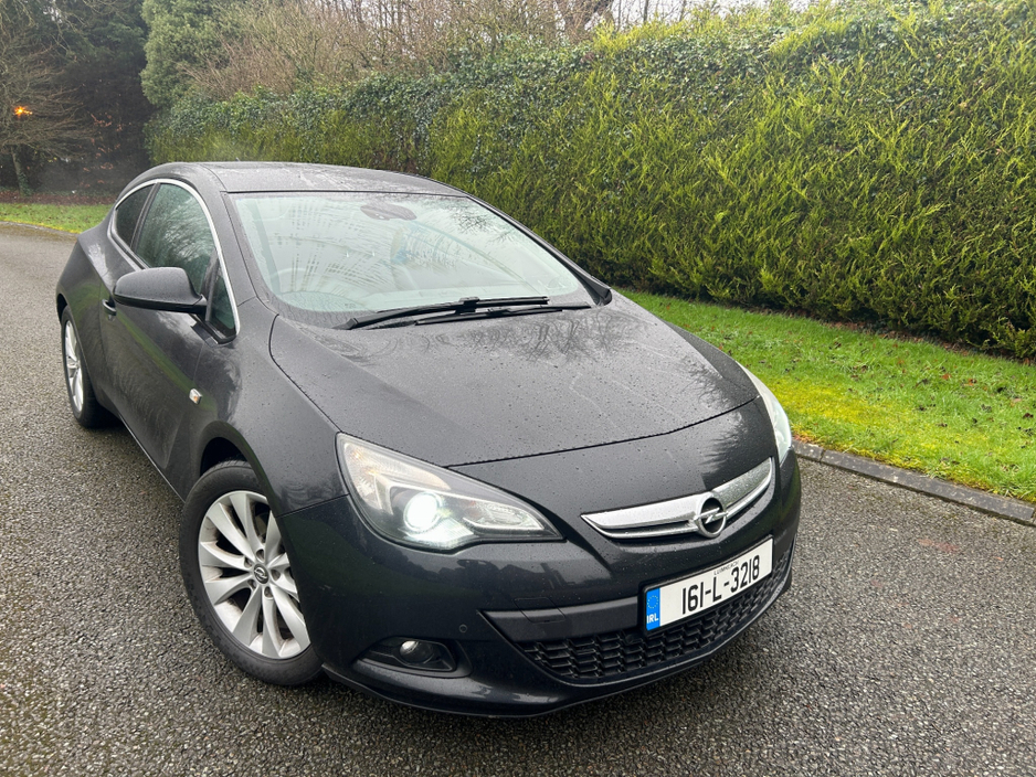 2016 Opel Astra SRI GTC AUTOMATIC ONLY 65K WITH BRAND NEW NCT UNTIL 3/2027///STUNNING INTERIOR//LOW TAX//LOVELY IRISH CAR €9,999