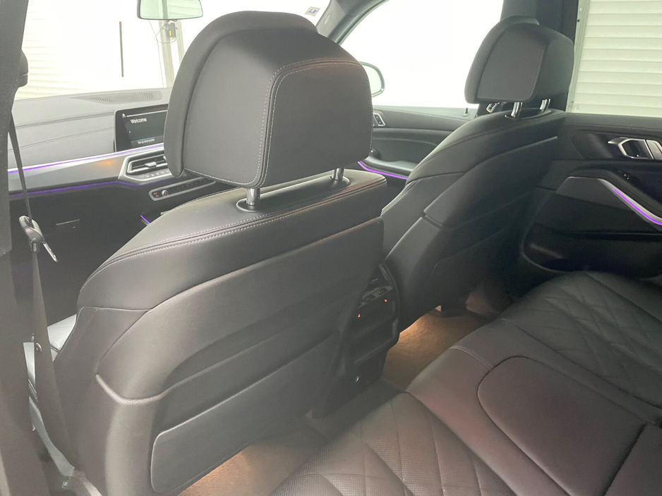 2022 BMW X5 - image 18