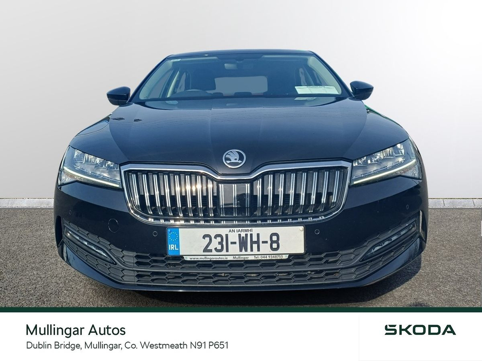 2023 Skoda Superb - image 12