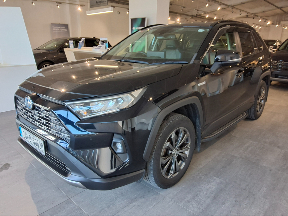 2023 Toyota Rav4 - image 4