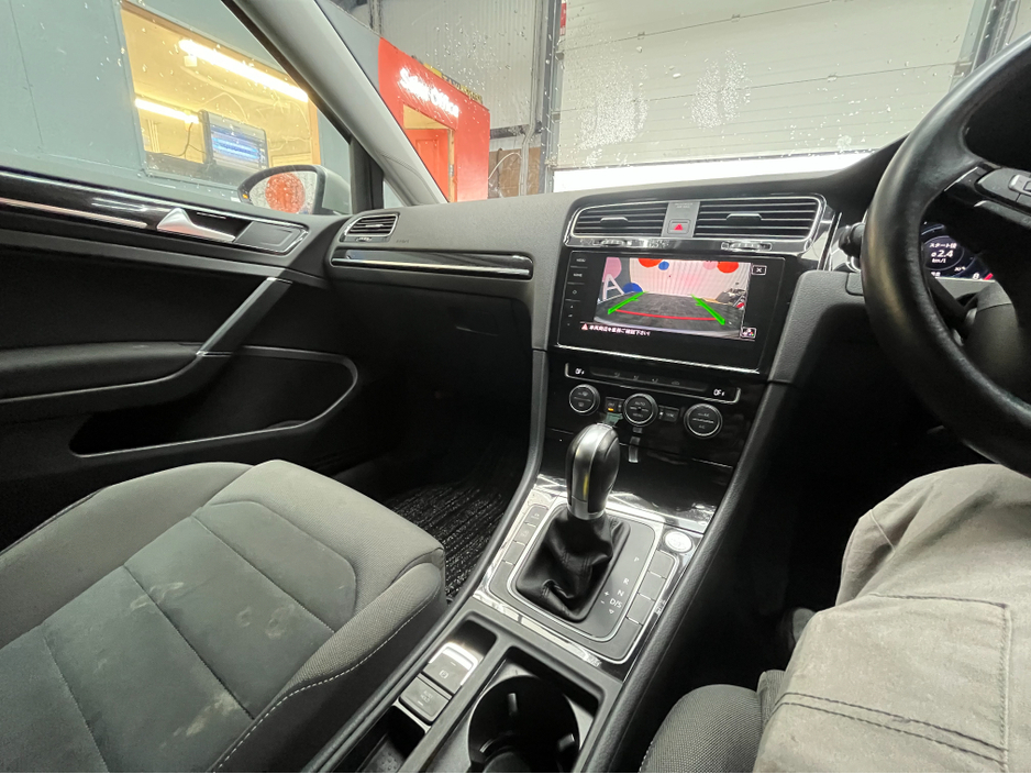 2017 Volkswagen Golf - image 14