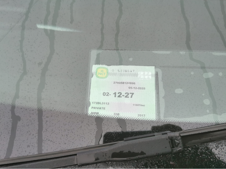 2017 BMW 3 Series - image 21