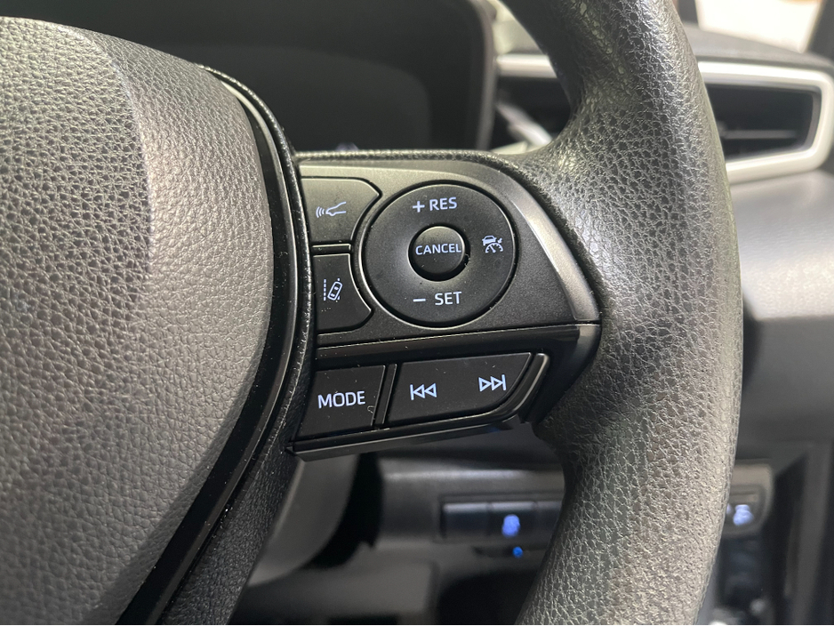 2020 Toyota Corolla - image 13